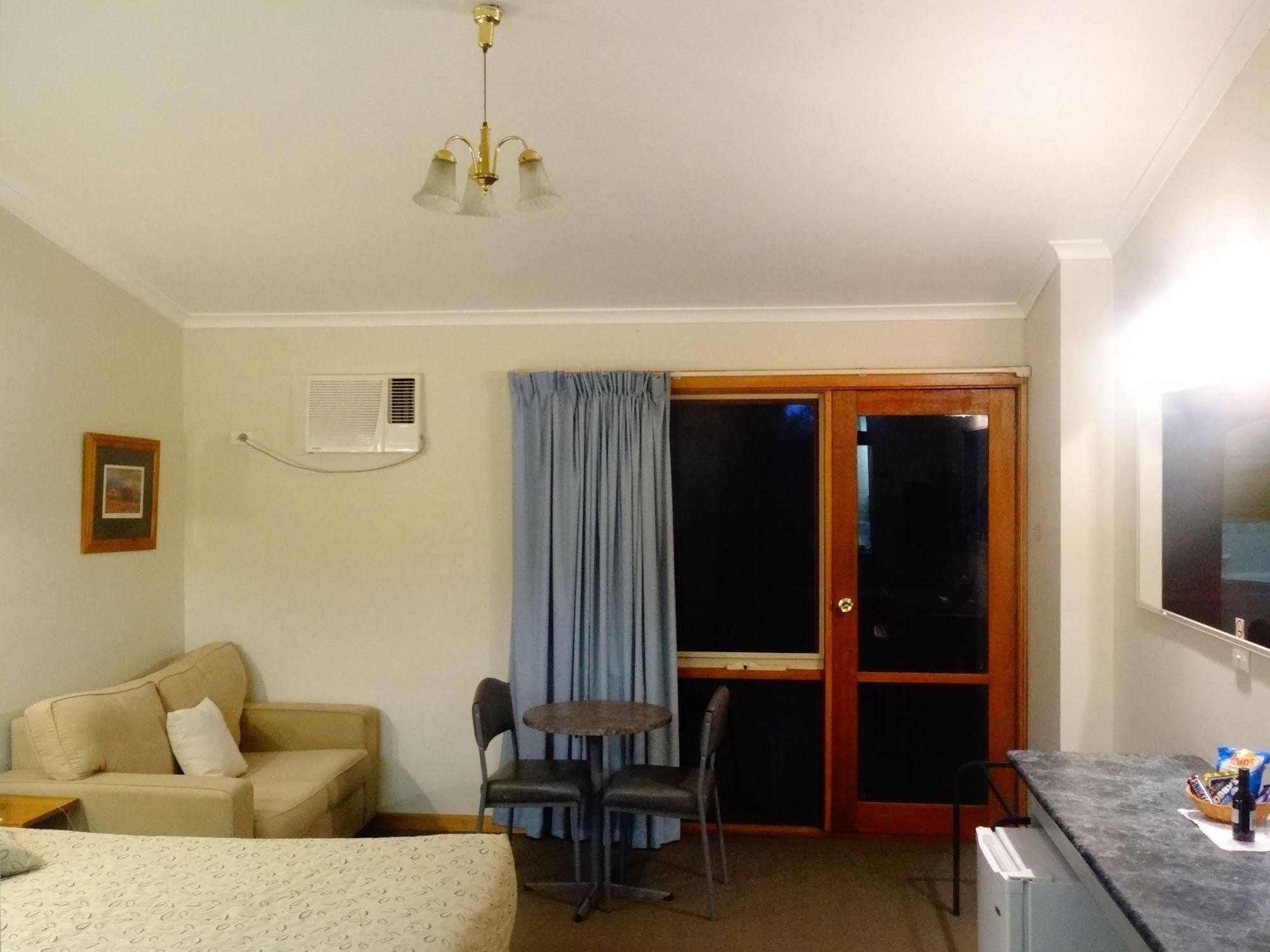 Coal Creek Motel Korumburra Eksteriør billede