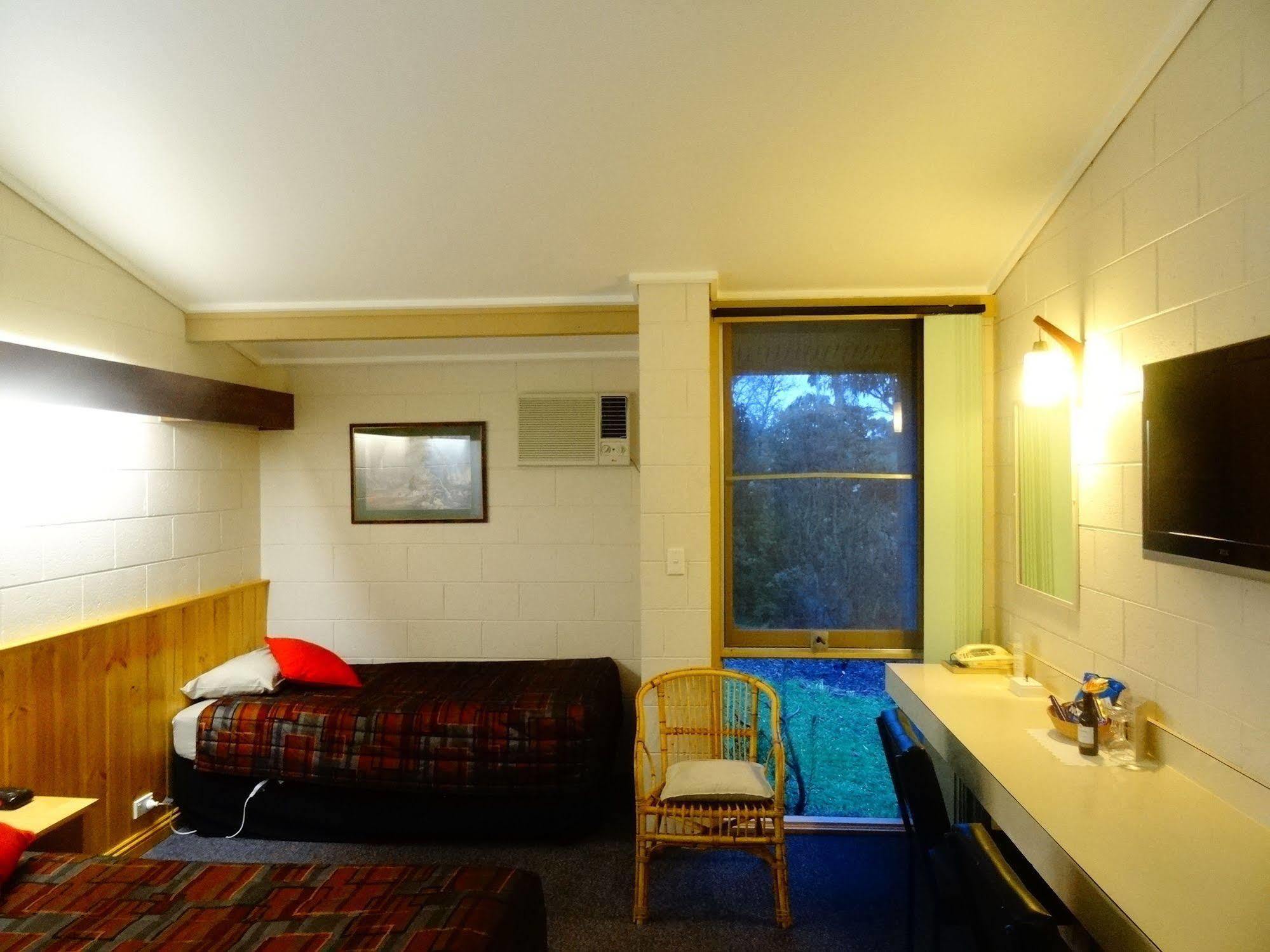 Coal Creek Motel Korumburra Eksteriør billede